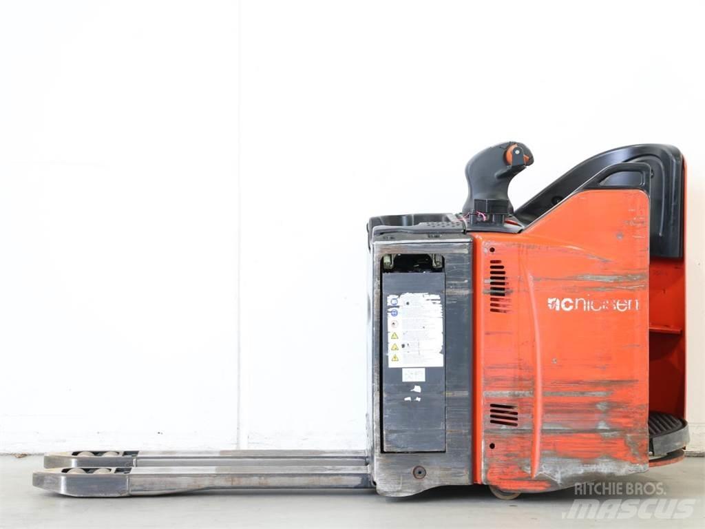 Linde T20SP/131 Empilhador para operador externo