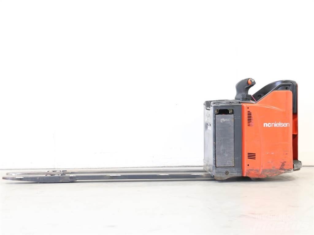 Linde T20SP/131 Empilhador para operador externo