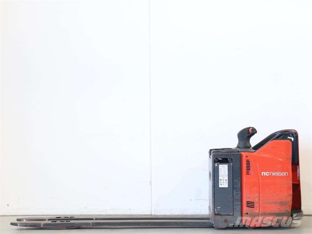 Linde T20SP/131-07 Empilhador para operador externo