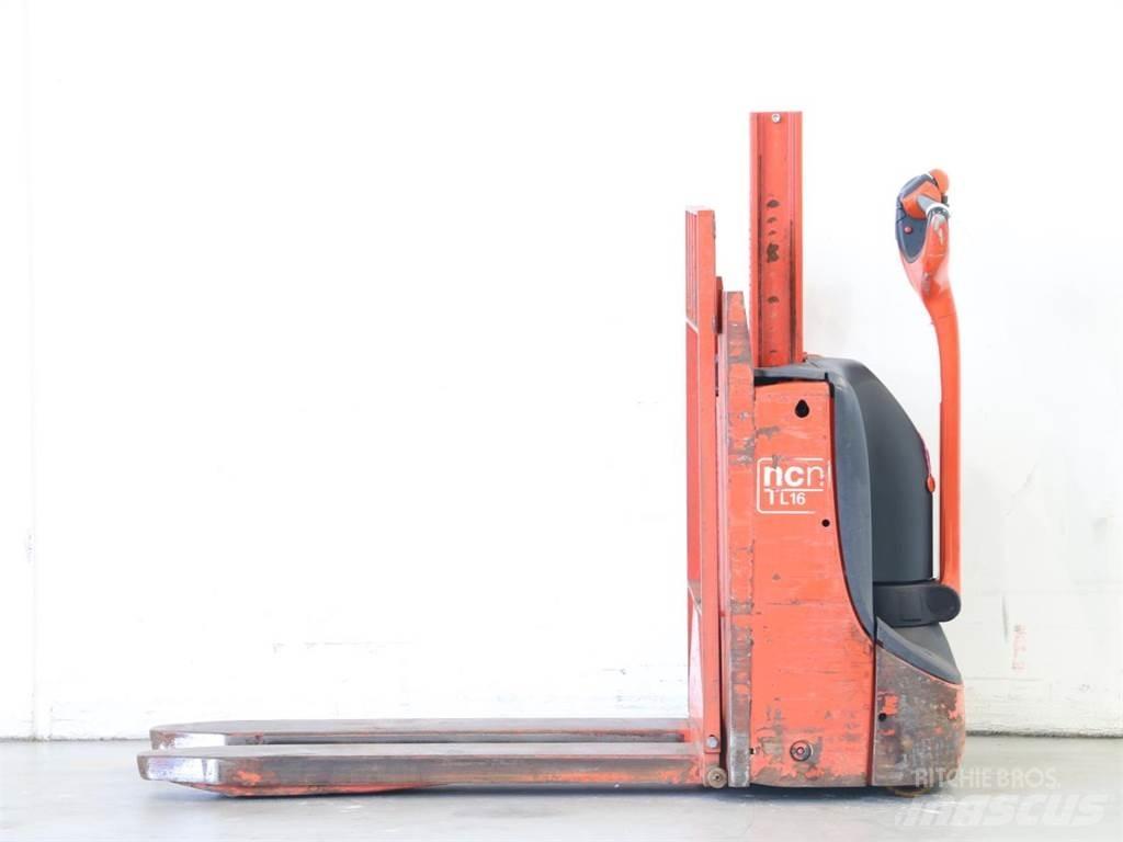NCN TL16/1152-00 Empilhador para operador externo