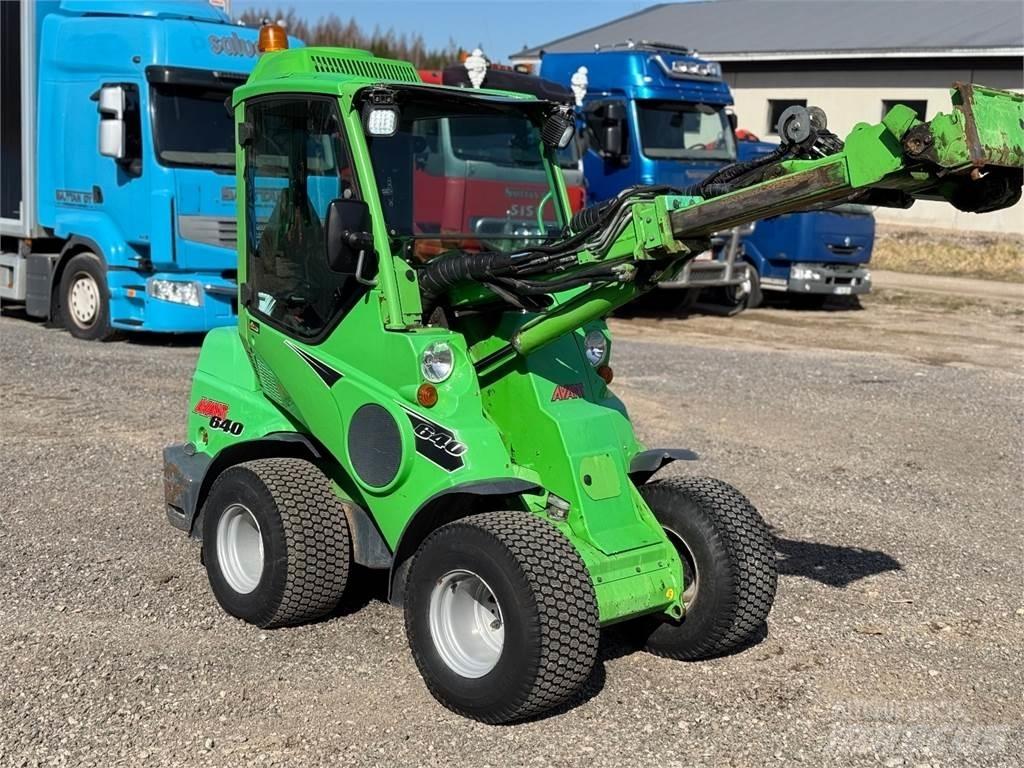 Avant 640 DLX Mini carregadoras