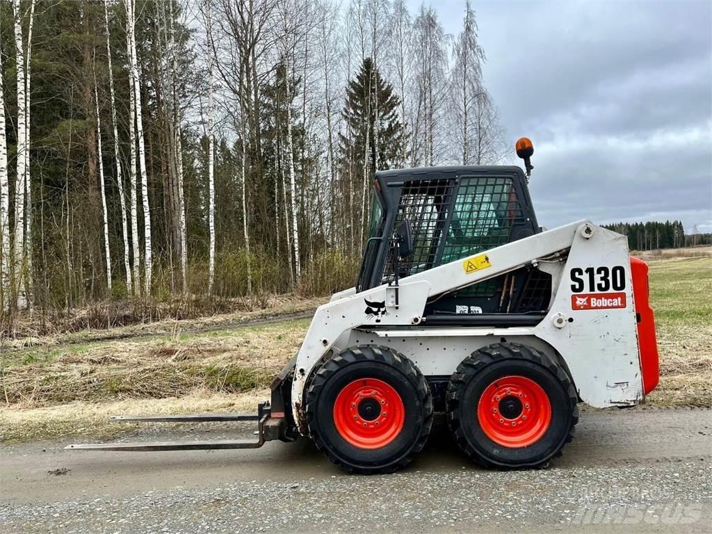 Bobcat S130 Minicarregadeiras