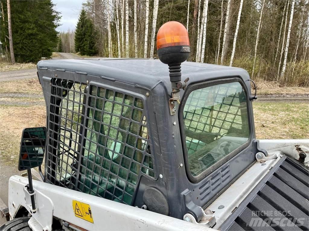 Bobcat S130 Minicarregadeiras