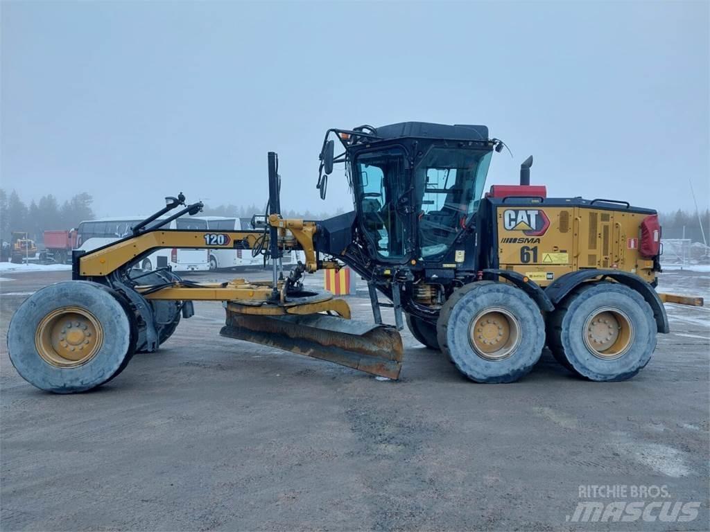 CAT 120 Motoniveladoras