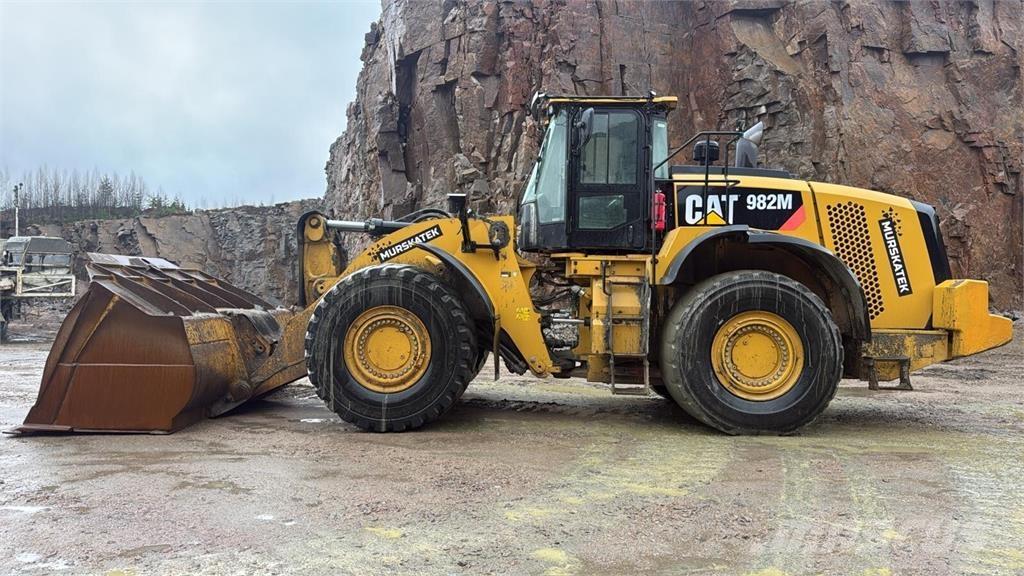 CAT 982 M Carregadeiras de rodas