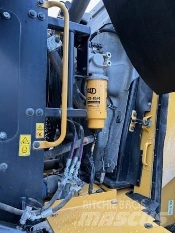 CAT 982M Carregadeiras de rodas