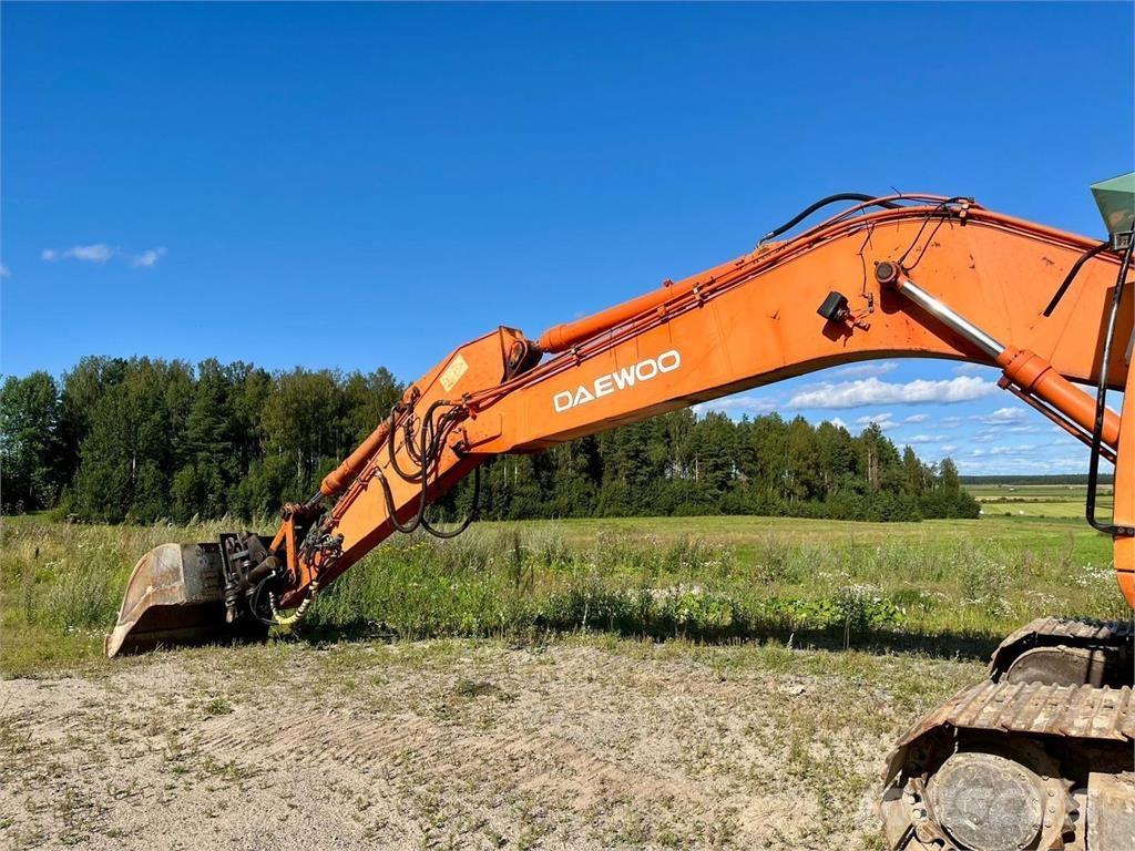 Daewoo 220LC-V Escavadeiras de esteiras