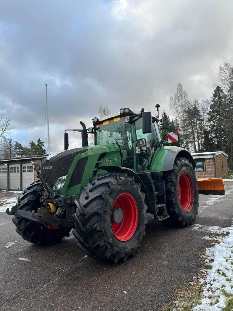 Fendt 828 VARIO Tratores Agrícolas usados