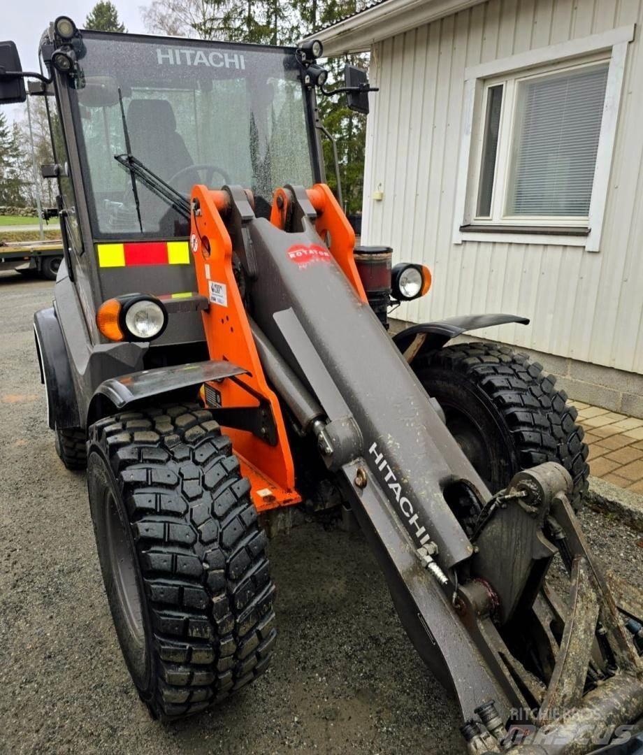 Hitachi ZW75 Mini carregadoras