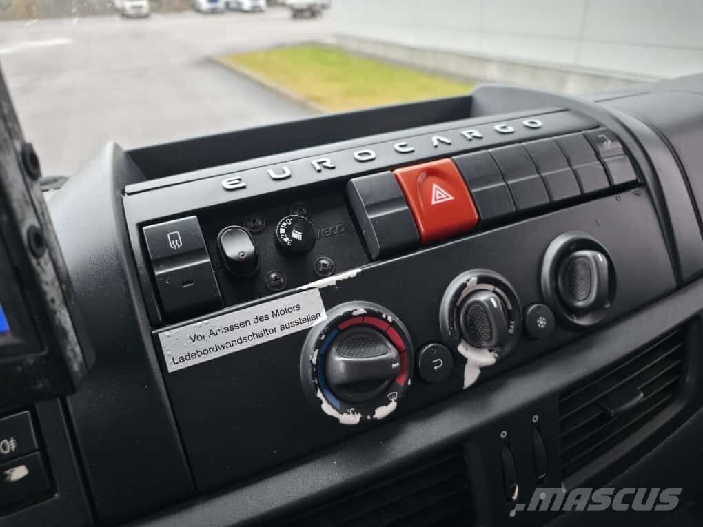 Iveco Eurocargo Caminhões de caixa fechada