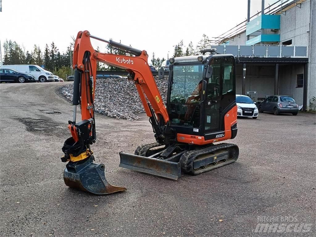 Kubota KX 030-4 Miniescavadeiras