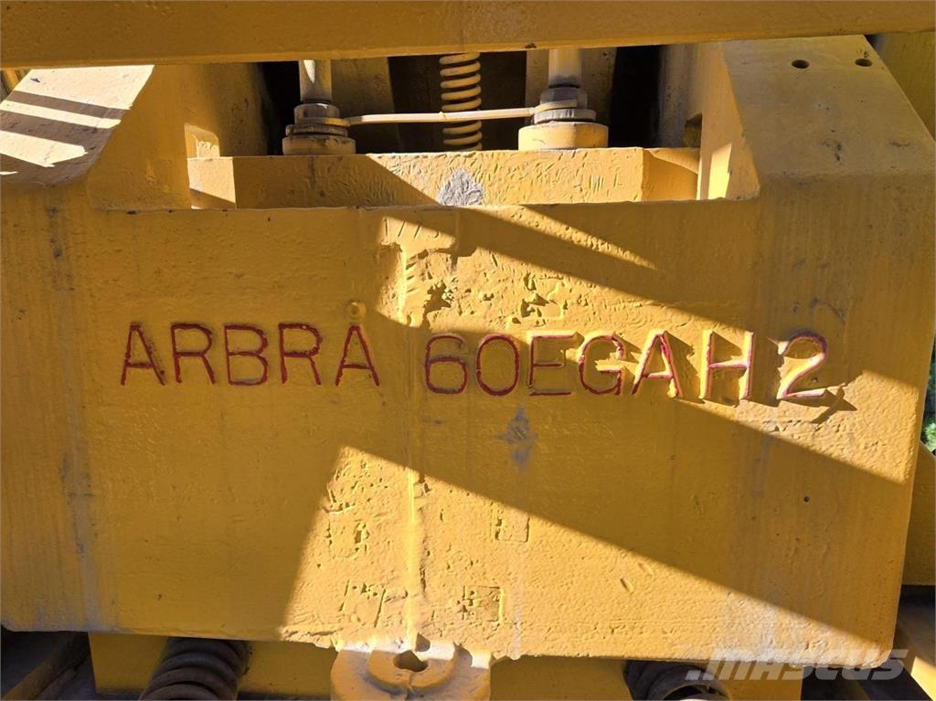  Leukamurska Britadeiras