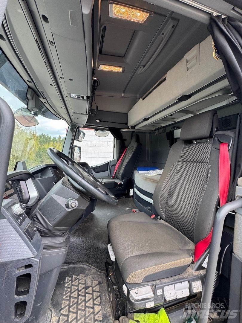 Renault T440 6x2 Cavalos Mecânicos