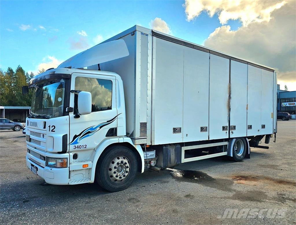 Scania 94L 4X2 Caminhões de caixa fechada
