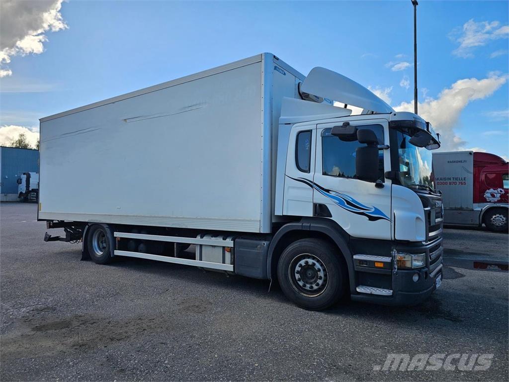 Scania P270 4X2 Caminhões de caixa fechada