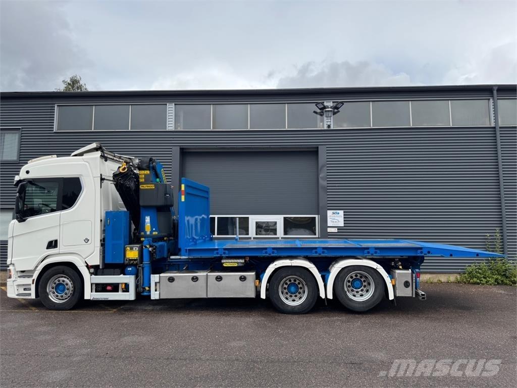 Scania R580 6X2 Camiões grua