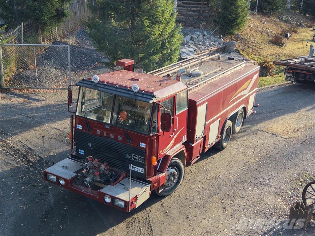 Sisu Paloauto 6X2 Outros Camiões