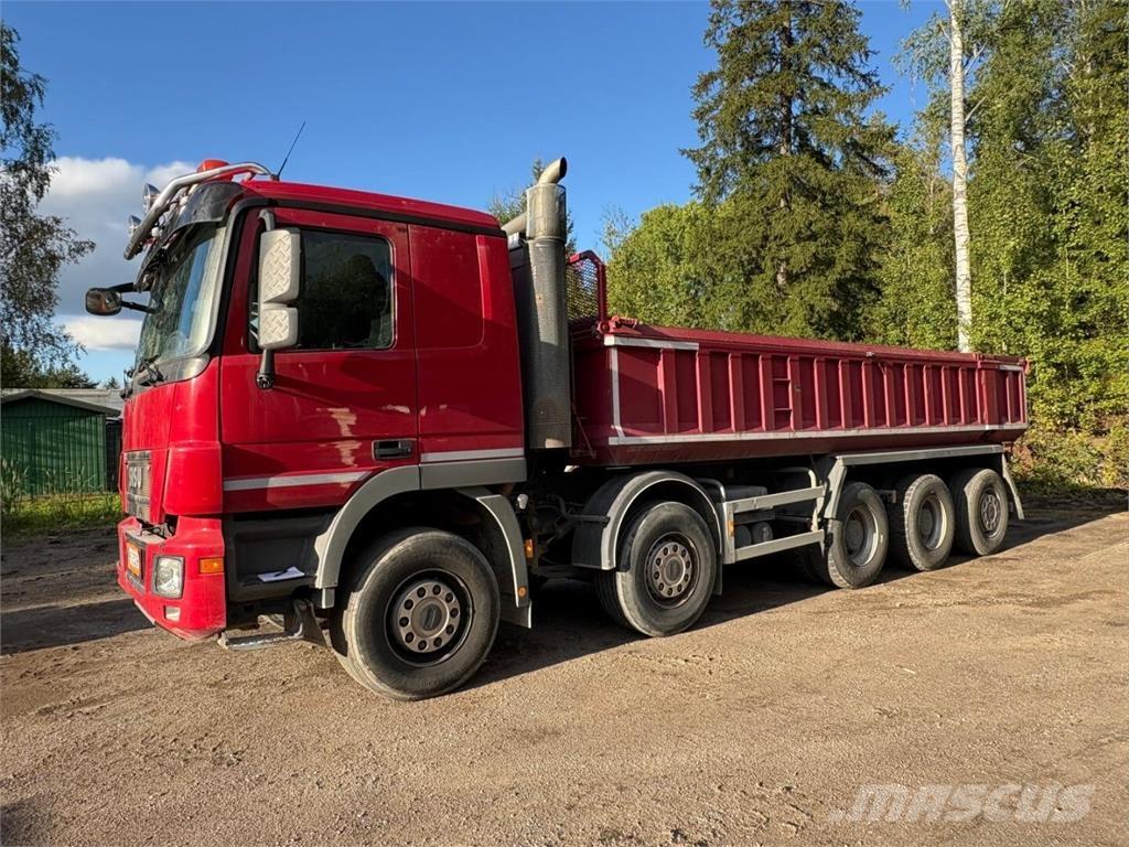 Sisu Polar 10x4 Camiões basculantes