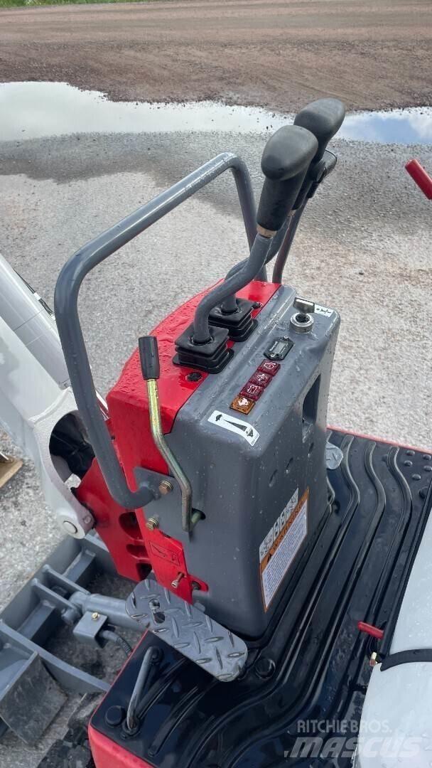 Takeuchi TB210R Miniescavadeiras