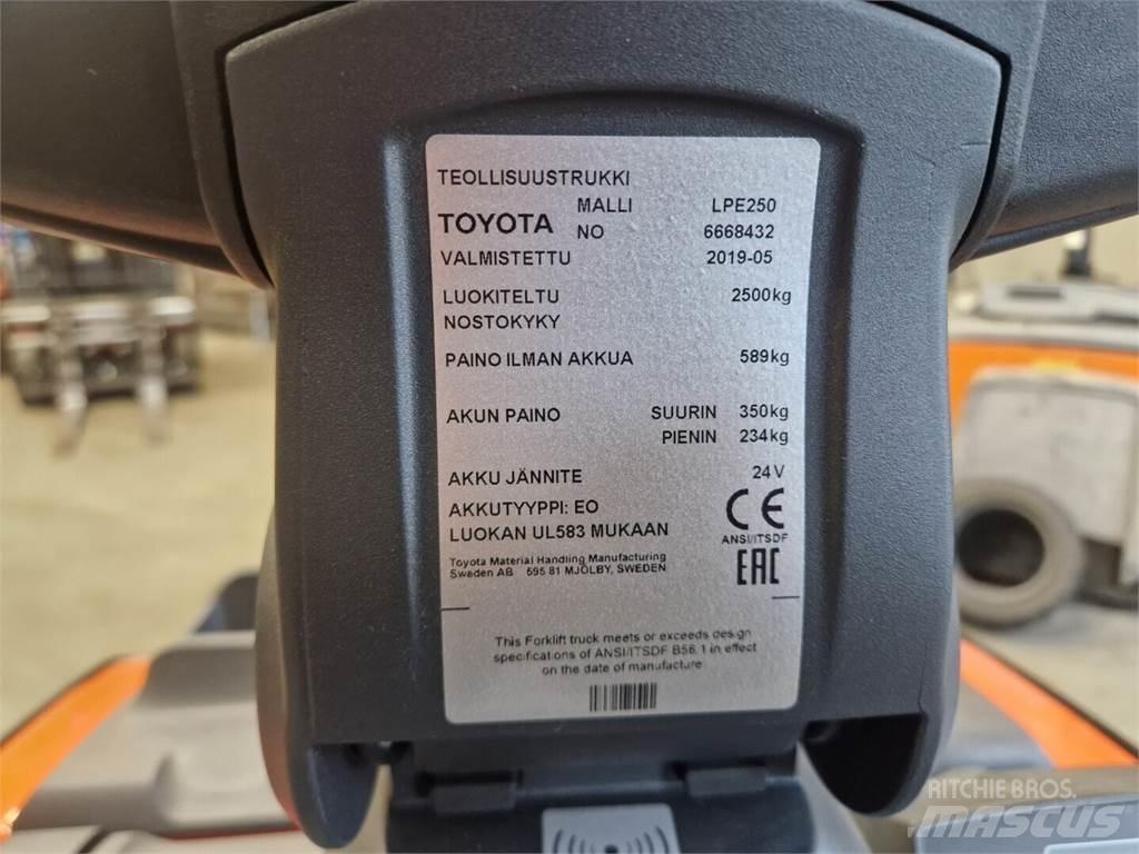 Toyota LPE 250 Empilhadores - Outros