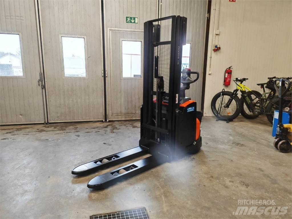 Toyota SWE120L Empilhadores - Outros