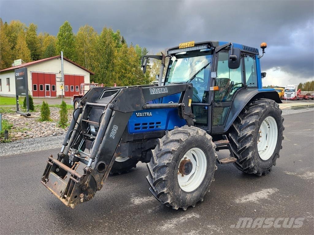Valtra 6300-4 Tratores Agrícolas usados