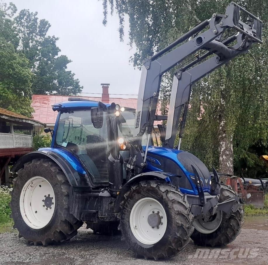 Valtra N134 Tratores Agrícolas usados