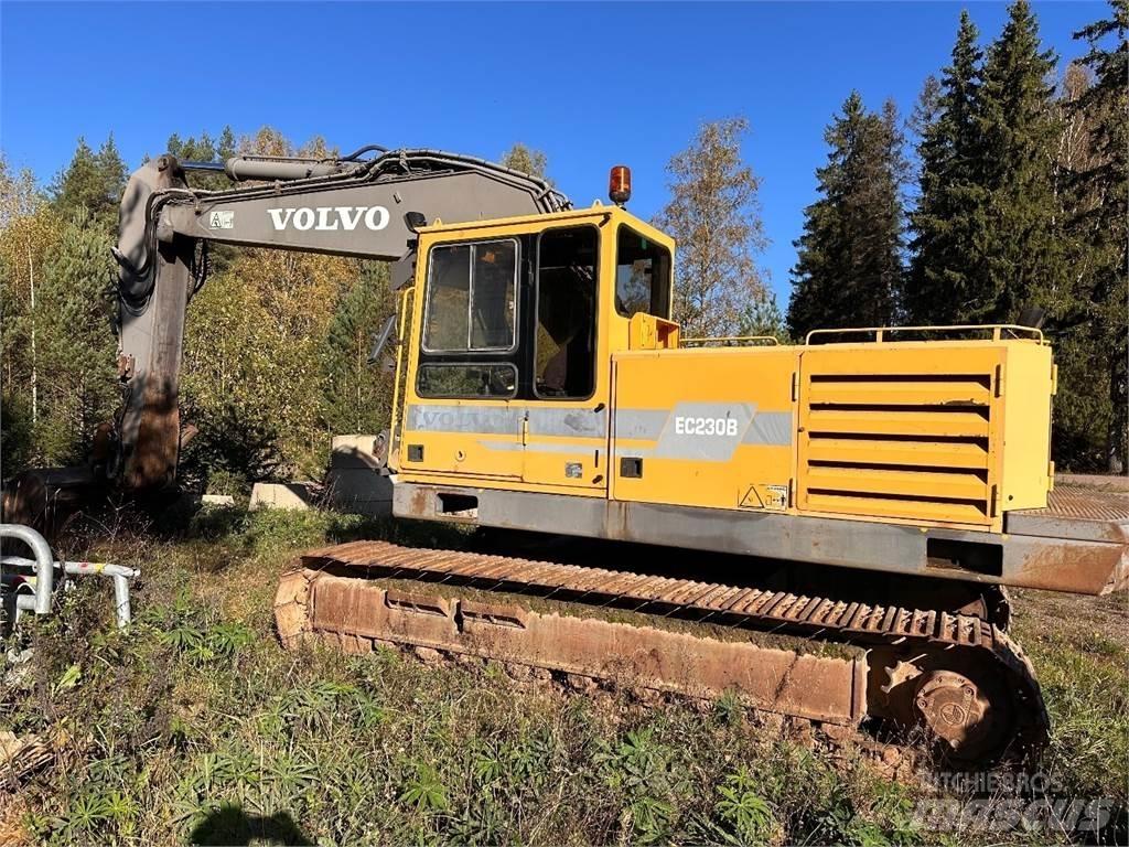 Volvo EC230B Escavadeiras de esteiras