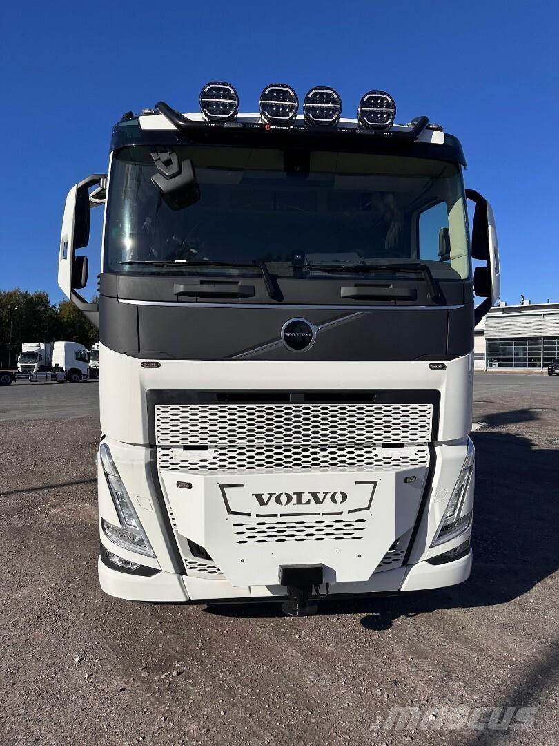 Volvo FH13 8x4 Gruas carregadoras