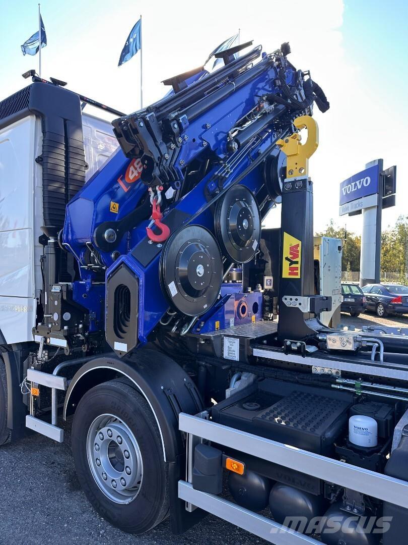 Volvo FH13 8x4 Camiões grua