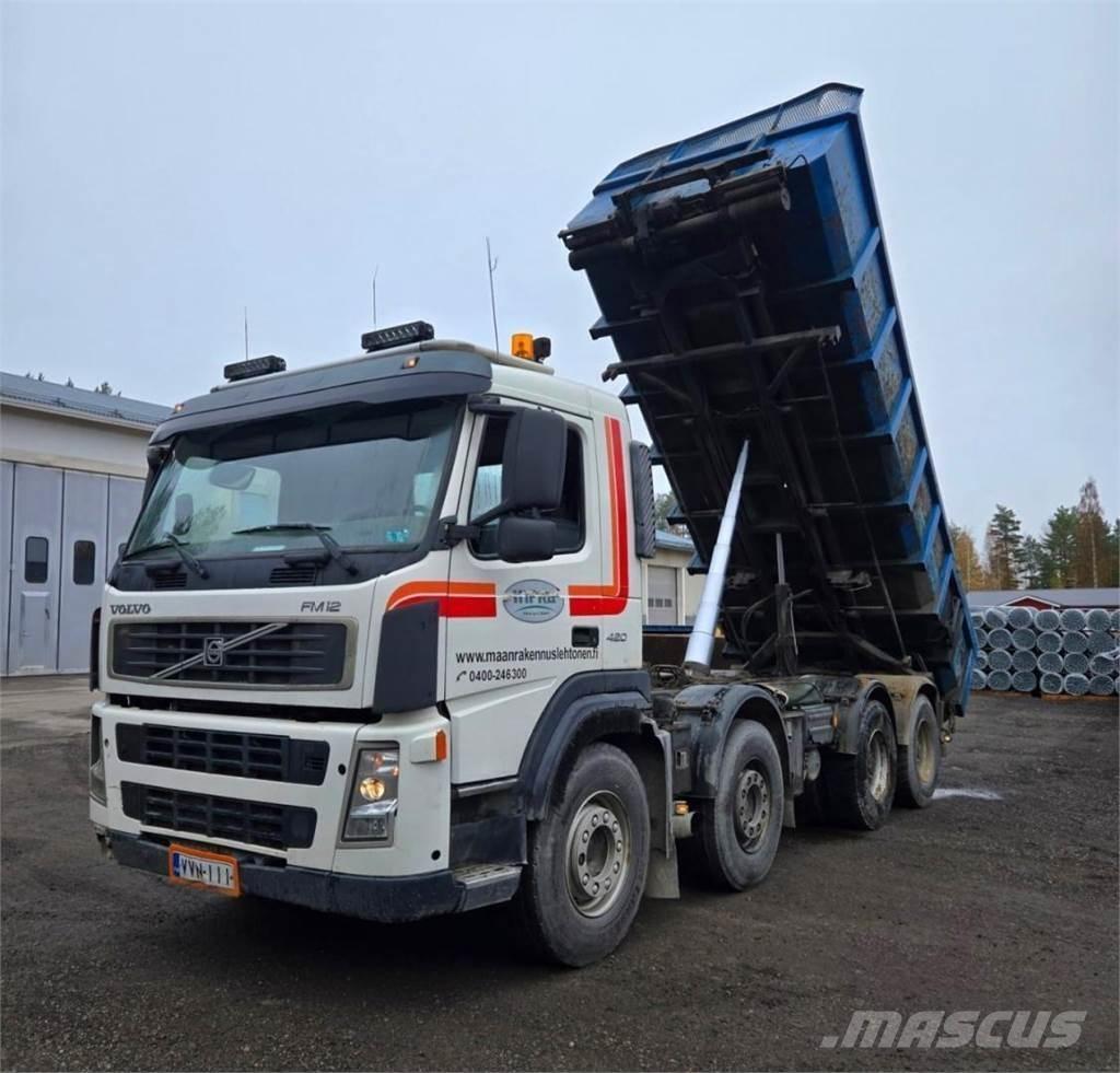 Volvo FM12 8X4 Camiões Ampliroll
