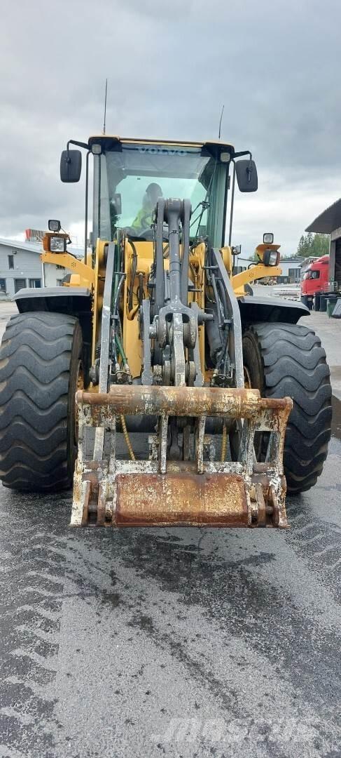 Volvo L 120G Carregadeiras de rodas