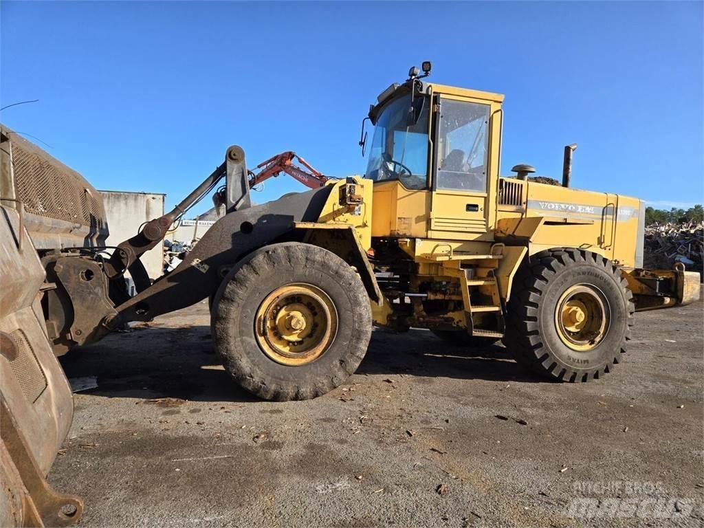 Volvo L120C Carregadeiras de rodas