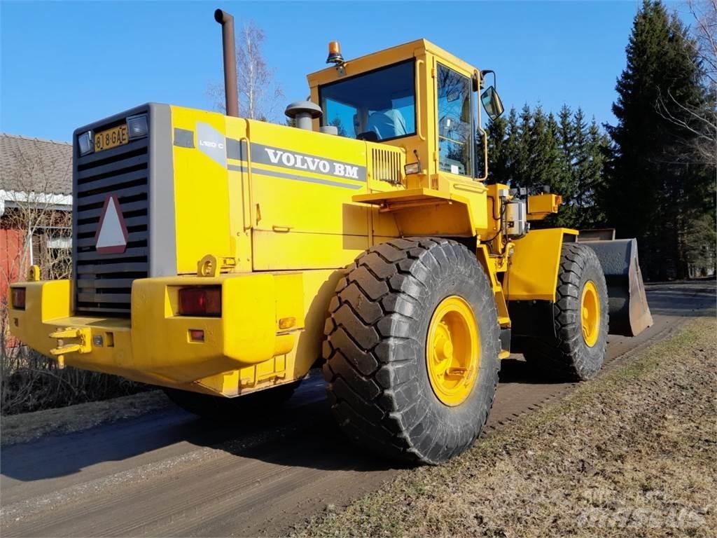 Volvo L120C Carregadeiras de rodas