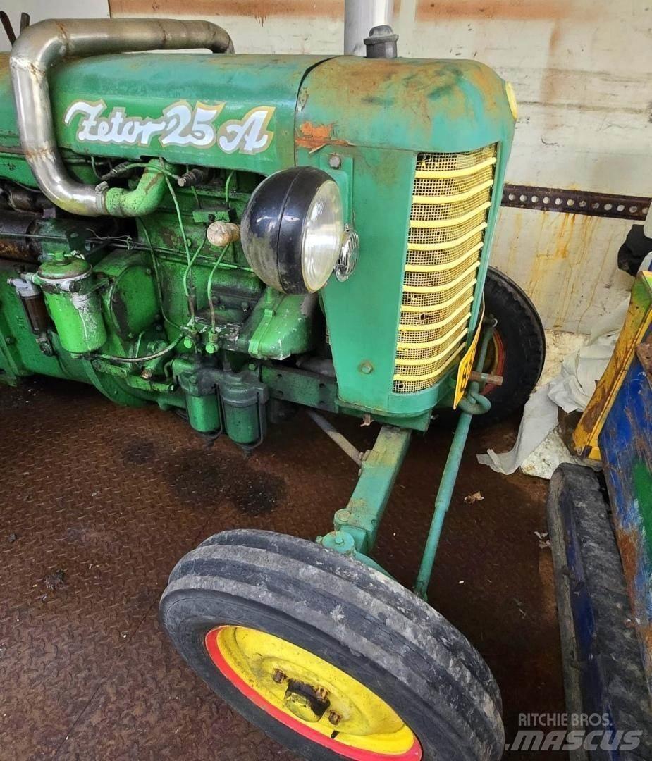 Zetor 25 A Tratores Agrícolas usados