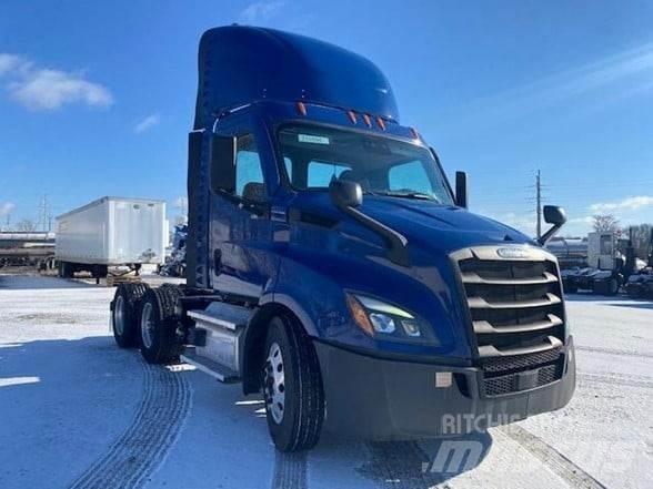 Freightliner CASCADIA 116 Cavalos Mecânicos