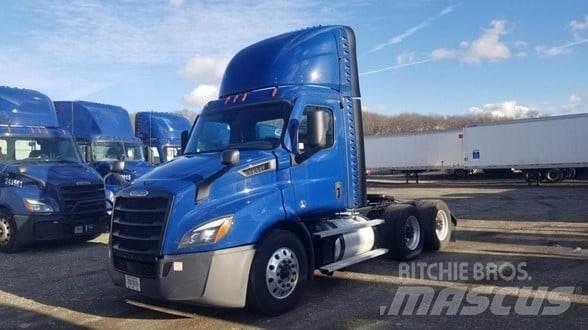 Freightliner CASCADIA 116 Cavalos Mecânicos