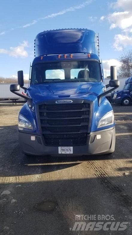 Freightliner CASCADIA 116 Cavalos Mecânicos