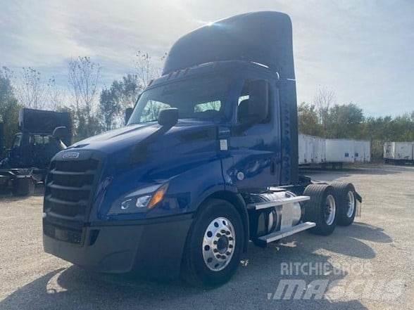 Freightliner CASCADIA 116 Cavalos Mecânicos
