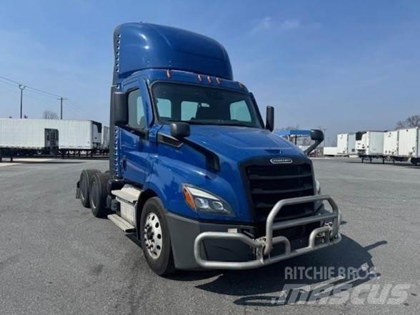 Freightliner CASCADIA 116 Cavalos Mecânicos