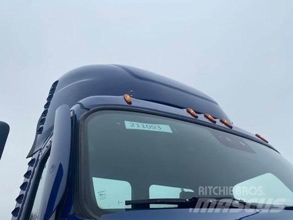 Freightliner CASCADIA 116 Cavalos Mecânicos