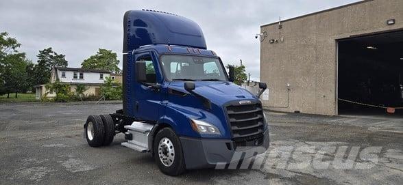 Freightliner CASCADIA 116 Cavalos Mecânicos