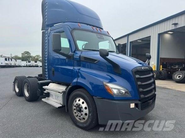 Freightliner CASCADIA 116 Cavalos Mecânicos