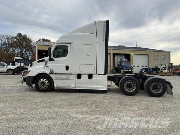 Freightliner CASCADIA 116 Cavalos Mecânicos