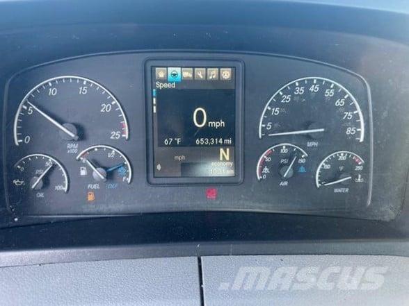 Freightliner CASCADIA 116 Cavalos Mecânicos