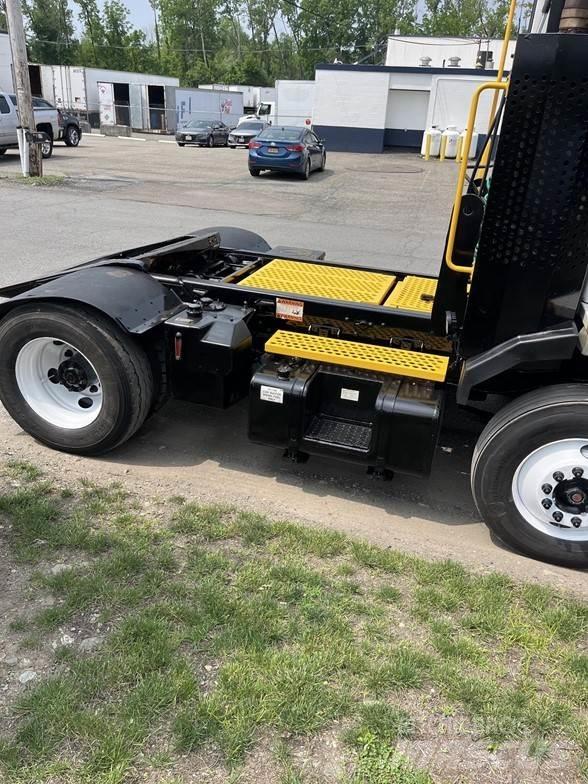 Kalmar OTTAWA T2 Tractores terminais