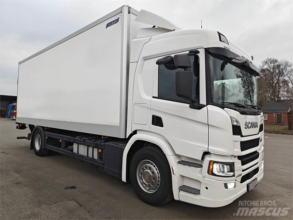 Scania P280 Caminhões de caixa fechada