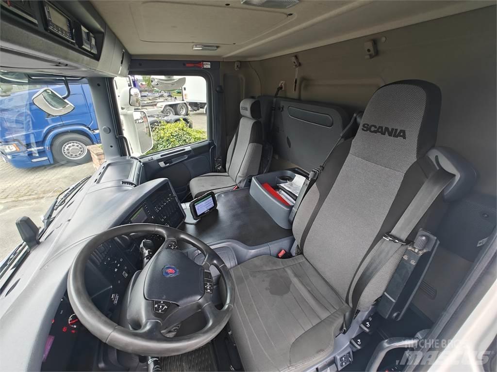 Scania P410 Caminhões caixa temperatura controlada