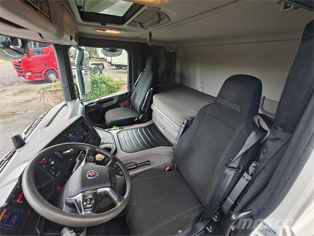 Scania P410 Caminhões caixa temperatura controlada
