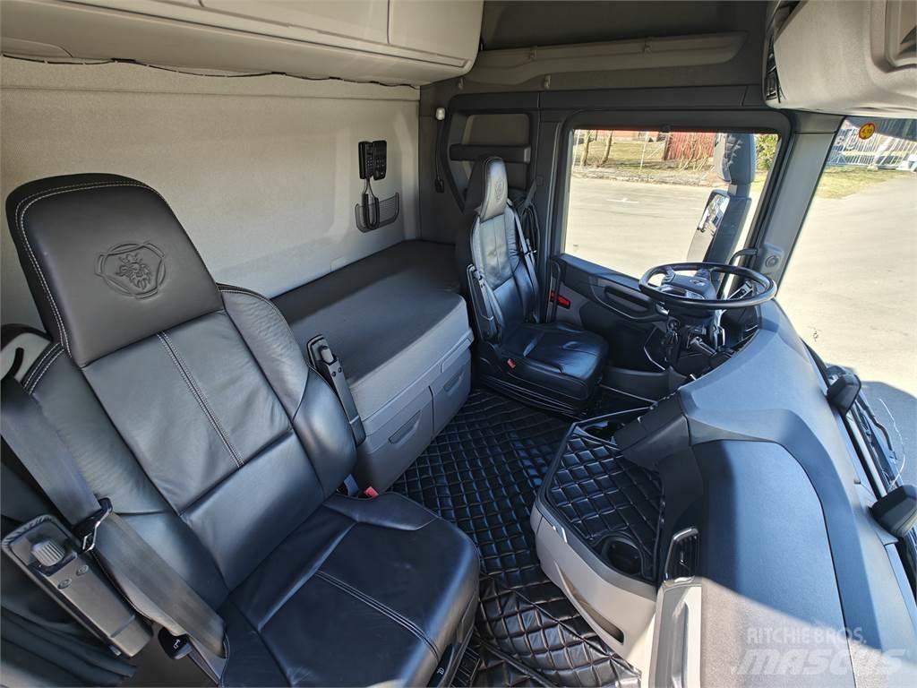 Scania R500 Caminhões caixa temperatura controlada
